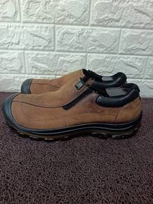 uk11 KEEN Slip-On