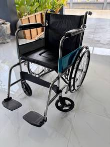 BMADE Steel Economy Standard Wheelchair