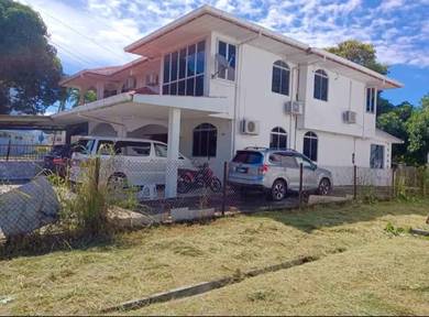 Semi-Detached House For Sale in Batu Arang,LBN