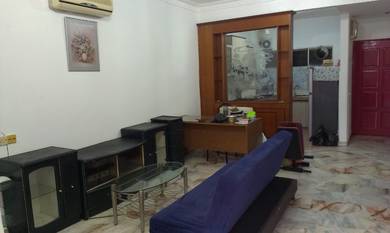 Condominium For Rent in Petaling Indah Condominiums
