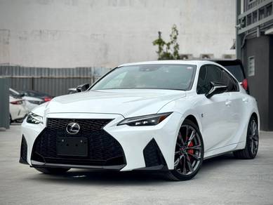 Lexus IS 300 F-SPORT in Cheras, KUL