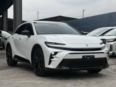 Toyota Crown SPORT Z in Chan Sow Lin, KUL