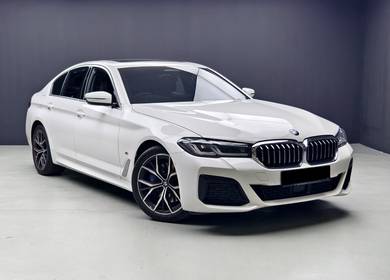 BMW 530i 30i M SPORT LCI in Cheras, SGR