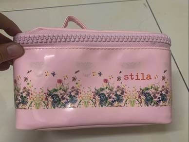 Stylish cosmetic pouch
