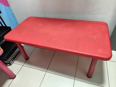 Meja Tadika Taska Kanak Kanak