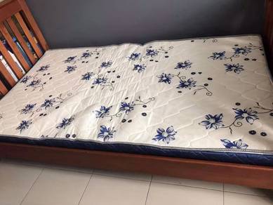 Bed & Frame