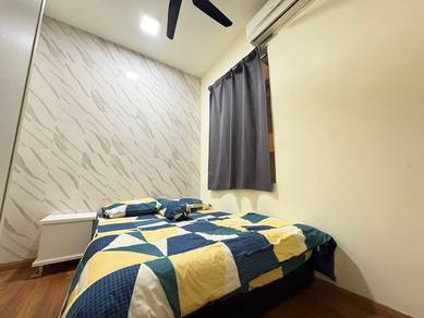 Condominium For Rent in Nusa Heights