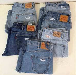 Levi’s Jeans sz 40 Combo:::
