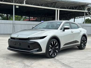 Toyota Crown CROSSOVER RS LANDSCAPE in Plentong, JHR