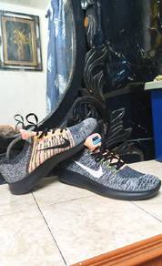Nike run Flyknit saiz 10uk