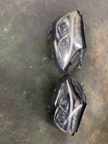 W205 Headlamp / Lampu Depan Ori