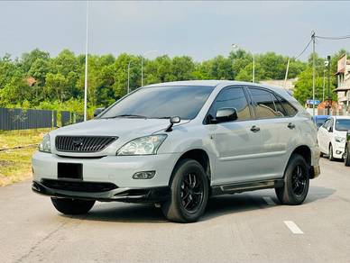Toyota Harrier 240G in Johor Bahru, JHR
