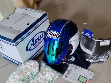 Arai vzram tiara sisik biru