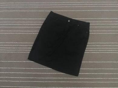 Authentic Zara skirt black SIZE m