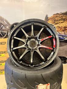 NEW RAYS CE28 MADE IN JAPAN 18x9.5 HONDA FK8r FL5