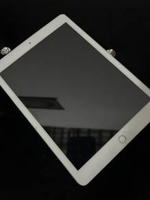 IPAD 5th Gen 32GB WiFi only