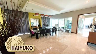 Condominium For Sale in 11 Gurney Drive