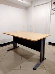 Office table 95% new