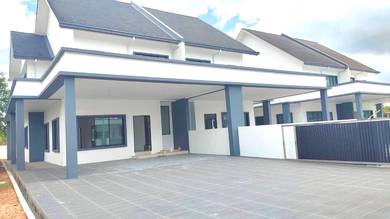Semi-Detached House For Sale in Kuching,SWK