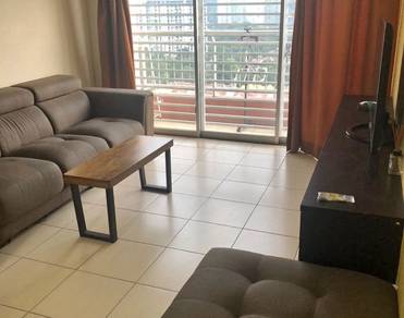 Condominium For Sale in Menjalara 18