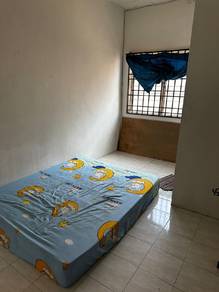 Room in Simpang Ampat, PNG