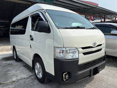 Toyota Hiace in Jalan Kuching, KUL