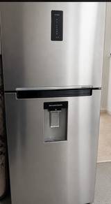 Samsung peti ais fridge