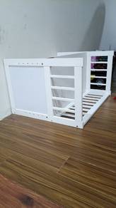 baby cot