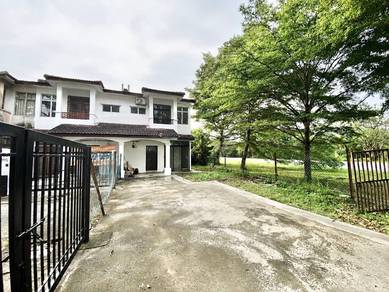2-storey Terraced House For Sale in Banting,SGR