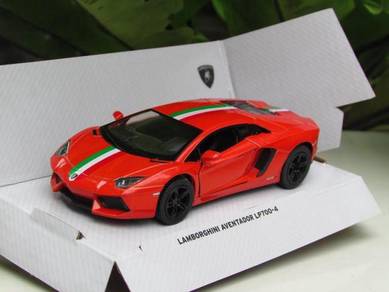Kinsmart (12cm) Car Lamborghini Aventador Lp700-4