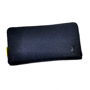 Louis Vuitton Epi Leather Zip Around Wallet
