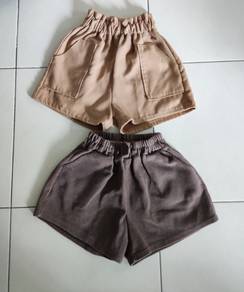 Short pants size S to M
