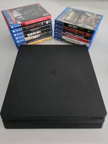 Playstation PS4 Slim Console, 500GB  + 13 CDs