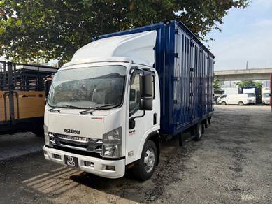 Isuzu NPR81UKH 3 Ton 17 Kaki Corrugated Tail Lift