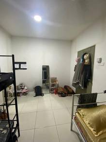 Room in Shah Alam, SGR