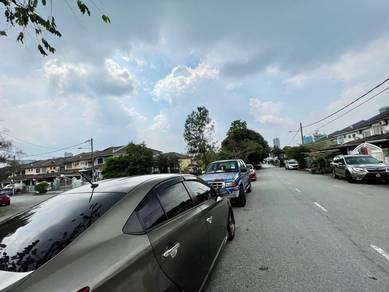 2-storey Terraced House For Sale in Seri Kembangan,SGR