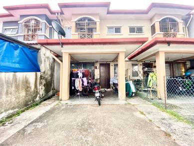2-storey Terraced House For Sale in Seri Kembangan,SGR