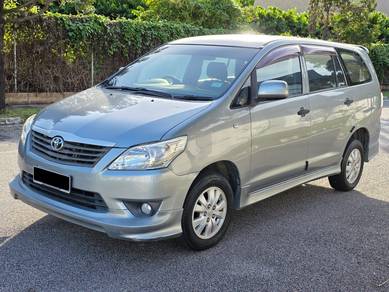 Toyota Innova E in Georgetown, PNG