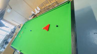 snooker table