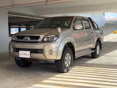 Toyota Hilux G in Kota Kinabalu, SBH