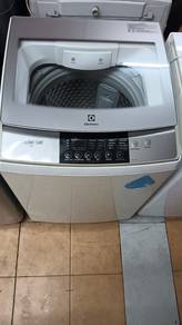 Mesin Basuh Electrolux 10kg