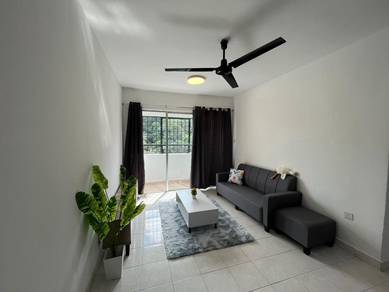 Apartment For Sale in Flora Damansara