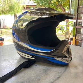 Used Full Face Motocross Helmet (O'Neal Liner / Tr