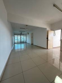 Condominium For Sale in Tiara ParkHomes