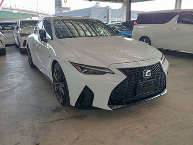 Lexus IS 300 F-SPORT in Cheras, KUL