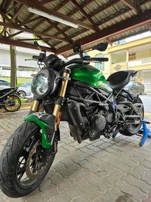Benelli 752S