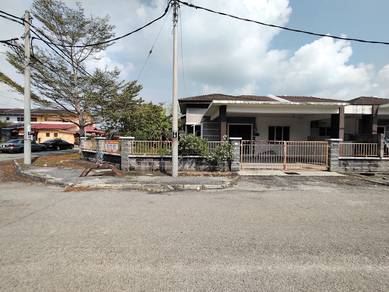 Semi-Detached House For Sale in Teluk Intan,PRK