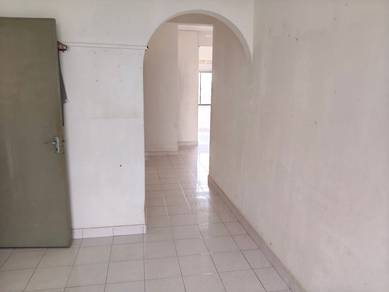 Apartment For Rent in Pangsapuri Aman (Ujong Pasir)