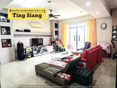 Condominium For Sale in Delima Palace