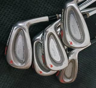 Cleveland Golf Irons Set Tour Action Steel Shaft 